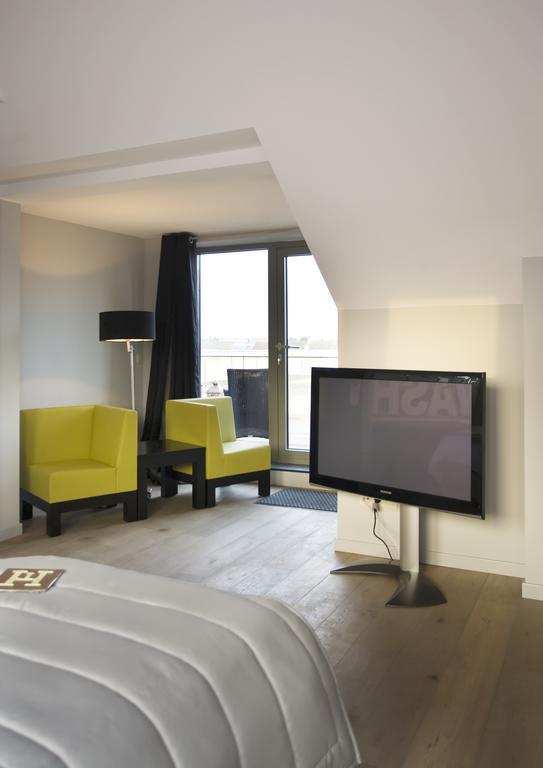 Tuinhotel Ломел Екстериор снимка