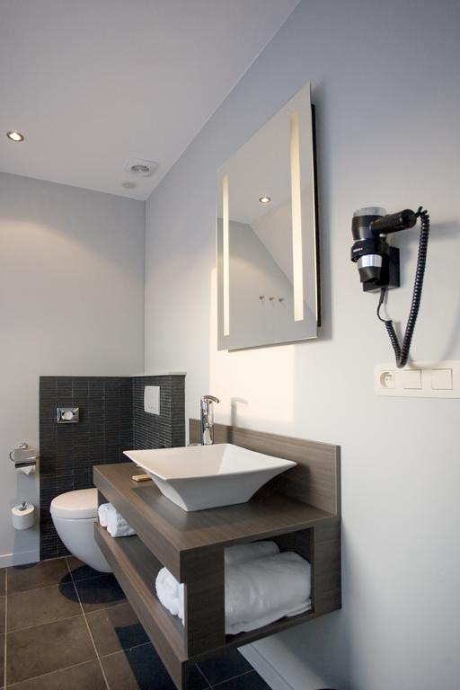 Tuinhotel Ломел Екстериор снимка